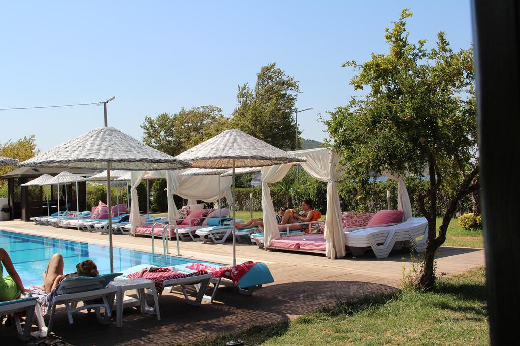 Aloria Garden Hotel แอร์เดค ภายนอก รูปภาพ